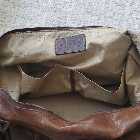 Moore and Giles | Leather Benedict Weekend Bag - Picture 12 of 13